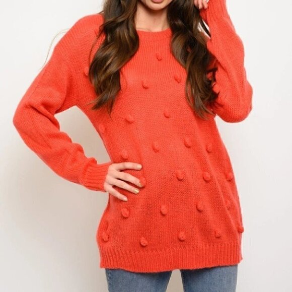 WOMEN'S LONG SLEEVE FRONT DETAIL SWEATER - Picture 1 of 2